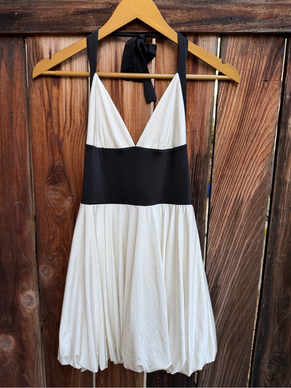 Vintage 2000s Y2K Forever 21 "twentyone" Halter Contrast Bubble Mini Dress